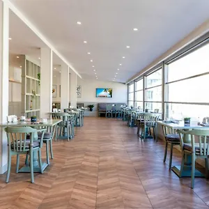 https://genova-hotel.istanbul-turkeyhotels.com